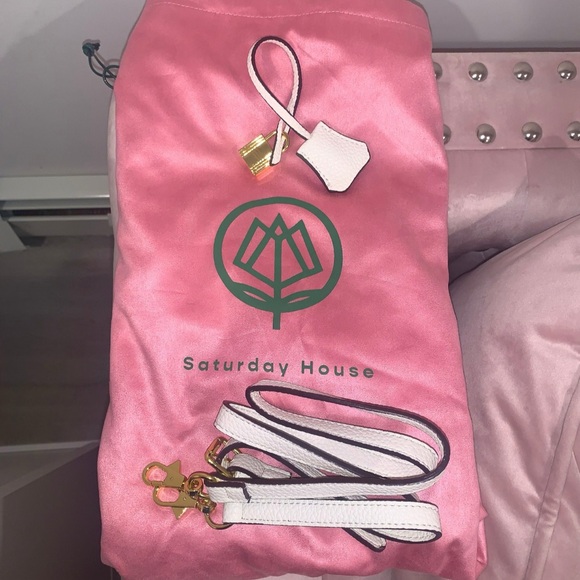 Sonique Saturday House “Girl, You Been A Fan” Blinged Bag - Picture 2 of 3